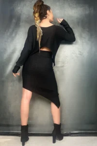 Quincey Asymmetric Narrow CUT Knitwear Glittering Skirt - Image 4