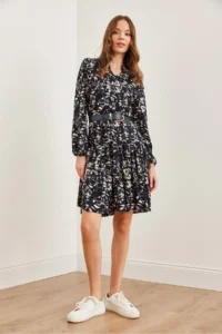 Olalook Women's Leaf Navy Blue V-neck Flounce Dress - Image 3