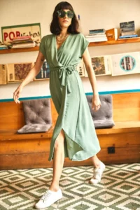 Olalook Women's Green Double Breasted Belted Slit Woven Dress - Image 4