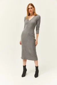 Olalook Women's Smoked V-Neck Zippered Thick Ribbed Midi Dress - Image 3