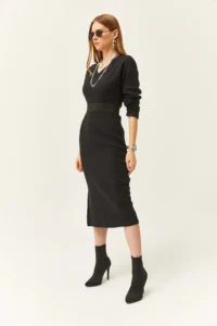 Olalook Women's Black V-Case Side Slit Thick Corduroy Dress - Image 2