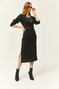 Olalook Women's Black V-Case Side Slit Thick Corduroy Dress - Image 4
