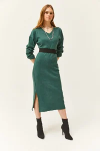 Olalook Women's Green V-Case Side Slit Thick Corduroy Dress - Image 2