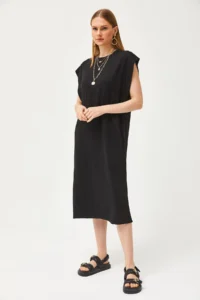 Olalook Women's Black Underarm Piece and Slit at the Back Crystal Dress - Image 8