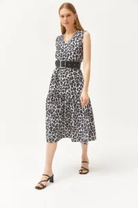 Olalook Women's Leopard White V-neck Elastic Waist Piece Knitted Dress - Image 4