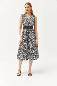 Olalook Women's Leopard White V-neck Elastic Waist Piece Knitted Dress - Image 6