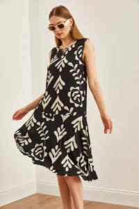 Olalook Women's Black Ecru Skirt Piece Knitted Dress - Image 3