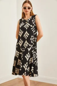 Olalook Women's Black Ecru Skirt Piece Knitted Dress - Image 5