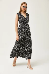Olalook Women's Black Double Breasted Collar Patterned Maxi Knitted Dress - Image 3