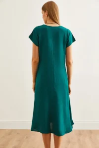 Olalook Women's Emerald Green V-Neck Woven Viscose Casual Dress - Image 6