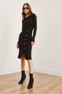 Olalook Women's Black Button Detailed Slit Midi Flexible Dress - Image 2