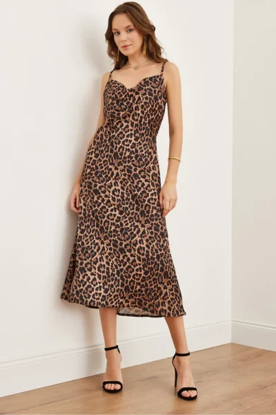 ELB-19002270-BROWN_1