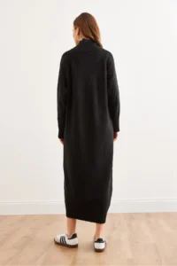 Olalook Women's Black Collar Detachable Button Detailed Maxi Knitwear Dress - Image 4