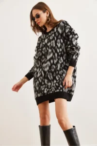 Olalook Women's Black Shawl Oversize Leopard Tunic Dress - Image 2