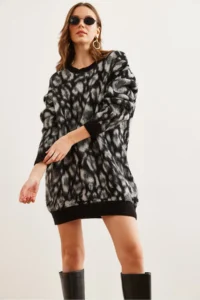 Olalook Women's Black Shawl Oversize Leopard Tunic Dress - Image 3