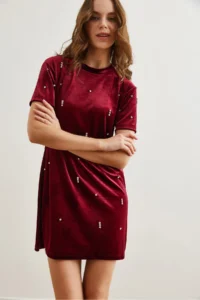 Olalook Women's Claret Red Stone Detailed Crew Neck Mini Velvet Dress - Image 3
