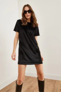 Olalook Women's Black Crew Neck Basic Mini Velvet Dress - Image 5