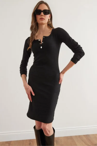 ELB-19002334-BLACK_1