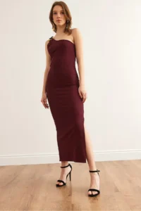 Olalook Women's Burgundy One Shoulder Accessory Detailed Corduroy Midi Dress - Image 4