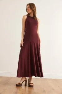 Olalook Women's Claret Red Deep Slit Flowy Sandy Dress - Image 5