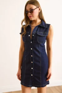 Olalook Women's Navy Blue Pocket and Snap Fastener Mini Denim Dress - Image 6