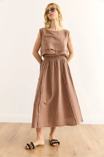 ETK-19000310-BROWN_1