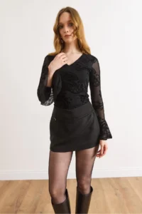 Olalook Women's Black Lace Detailed Zippered Skirt with Shorts - Image 5