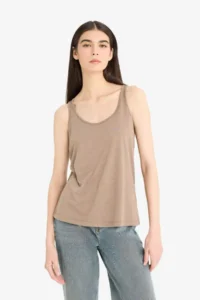 DeFacto Regular Fit Basic Straight Round Neck Undershirt - Image 3