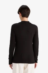 DeFacto Crew Neck Long Sleeve Top - Image 6