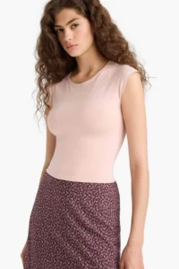 DeFacto Fitted Round Neck Basic Plain Short Sleeve T-Shirt - Image 3