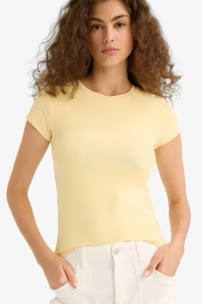 F7768AX25AU-YELLOW_1