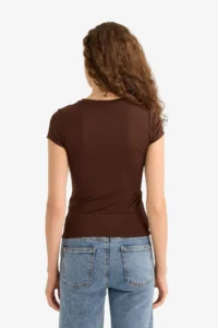 DeFacto Slim Fit Narrow Cut Crew Neck Basic Plain Short Sleeve T-Shirt - Image 7
