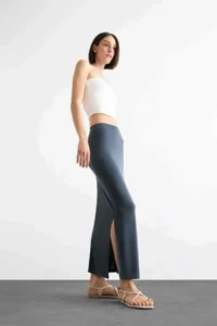 DeFacto slim Fit Narrow Kesim slit Midi Skirt - Image 4