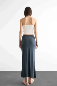 DeFacto slim Fit Narrow Kesim slit Midi Skirt - Image 7