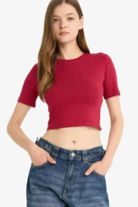 DeFacto Fitted Crop Basic Plain Short Sleeve T-Shirt - Image 3