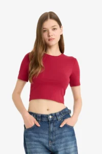 DeFacto Fitted Crop Basic Plain Short Sleeve T-Shirt - Image 4