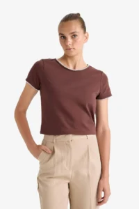 DeFacto Regular Fit Crew Neck Ribbed Short Sleeve T-Shirt - Image 4