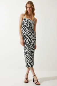 Happiness İstanbul Women's Black and White Patterned Gathered Summer Knitted Dress - Image 5
