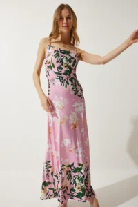 Happiness İstanbul Women's Pink Floral Slit Summer Dress - Image 3