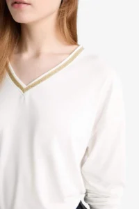 DeFacto Regular Fit V-neck Long Sleeve T-Shirt - Image 5