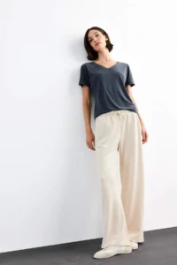 DeFacto V-neck Modal Short Sleeve T-Shirt - Image 2