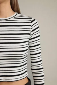 DeFacto Crew Neck Striped Long Sleeve T-Shirt - Image 4