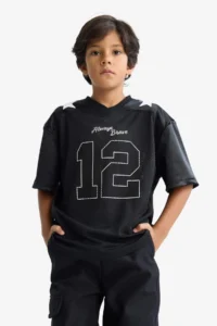 DeFacto Oversize Wide Fit V-Neck Printed Tulle Short Sleeve T-Shirt for Boys - Image 7