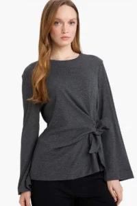 DeFacto Regular Fit tied up T-Shirt - Image 4
