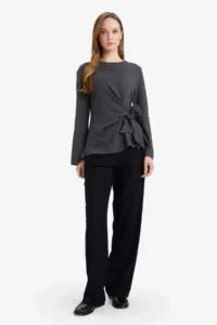 DeFacto Regular Fit tied up T-Shirt - Image 5