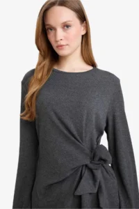 DeFacto Regular Fit tied up T-Shirt - Image 6