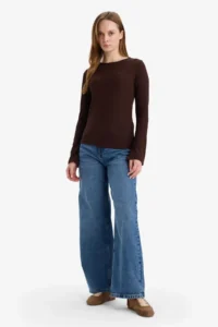 DeFacto Slim Fit Narrow Cut Crew Neck Long Sleeve T-Shirt Tunic - Image 2