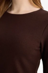 DeFacto Slim Fit Narrow Cut Crew Neck Long Sleeve T-Shirt Tunic - Image 4