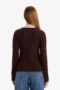 DeFacto Slim Fit Narrow Cut Crew Neck Long Sleeve T-Shirt Tunic - Image 5