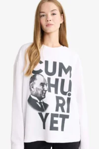 DeFacto Oversize Wide Fit Crew Neck Ataturk Printed Thick Long Sleeve T-Shirt